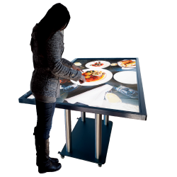 Multitouch Table 65" 4K 40 Tocchi con Player Andro